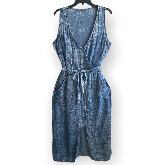 🏖️ Kut From The Kloth Jules Plaid Split Front Dress - Picture 4 of 14